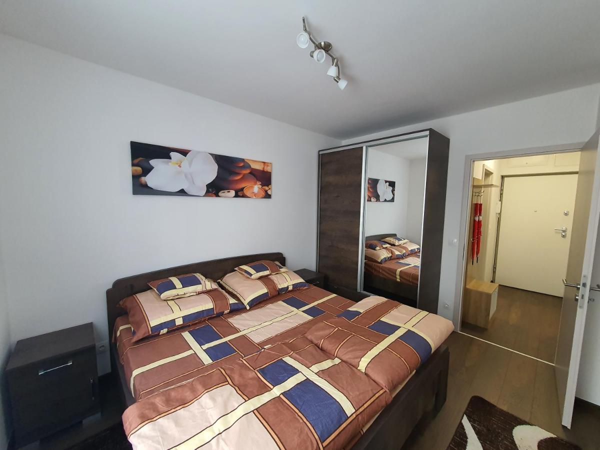 Park West Apartment - Free Parking بودابست المظهر الخارجي الصورة